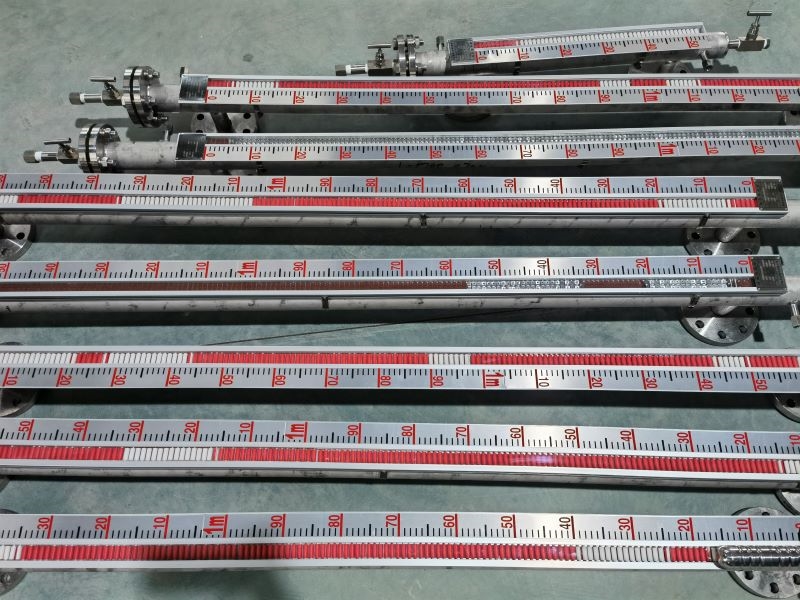 帶蒸汽/熱水夾套型磁翻板液位計(jì)